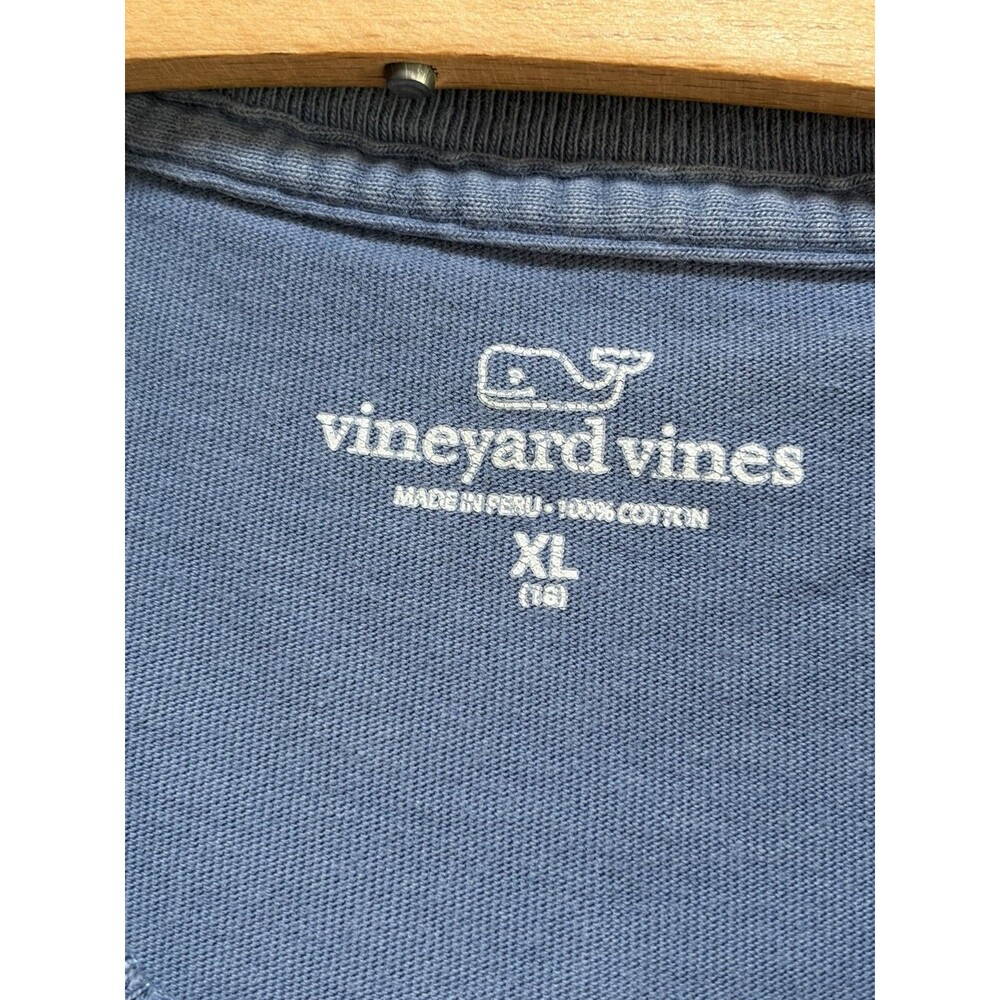 Vineyard Vines 100% Cotton Boys XL 16‎ Whale Long Sleeve T Shirt Blue Football - Picture 2 of 10